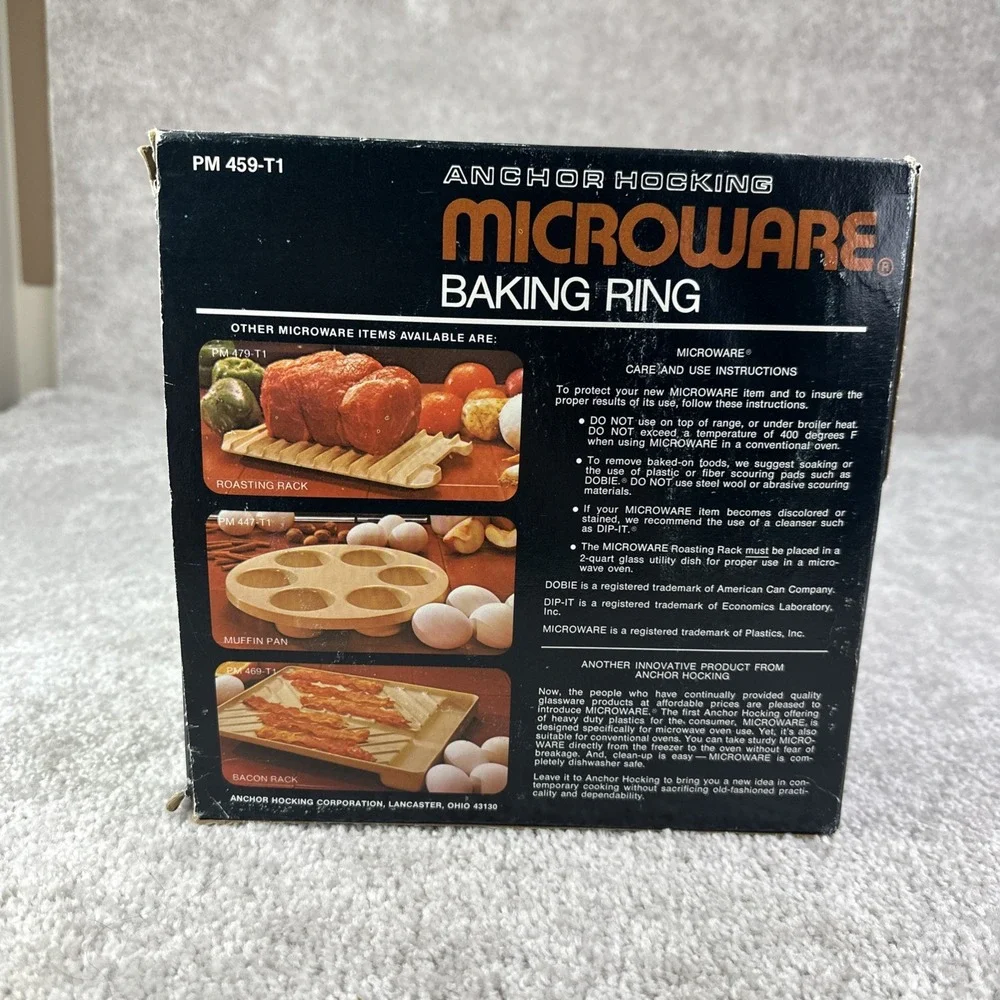 Anchor Hocking Microware Microwave Bundt Pan Baking Ring PM459-TI 2.5 QT Vintage